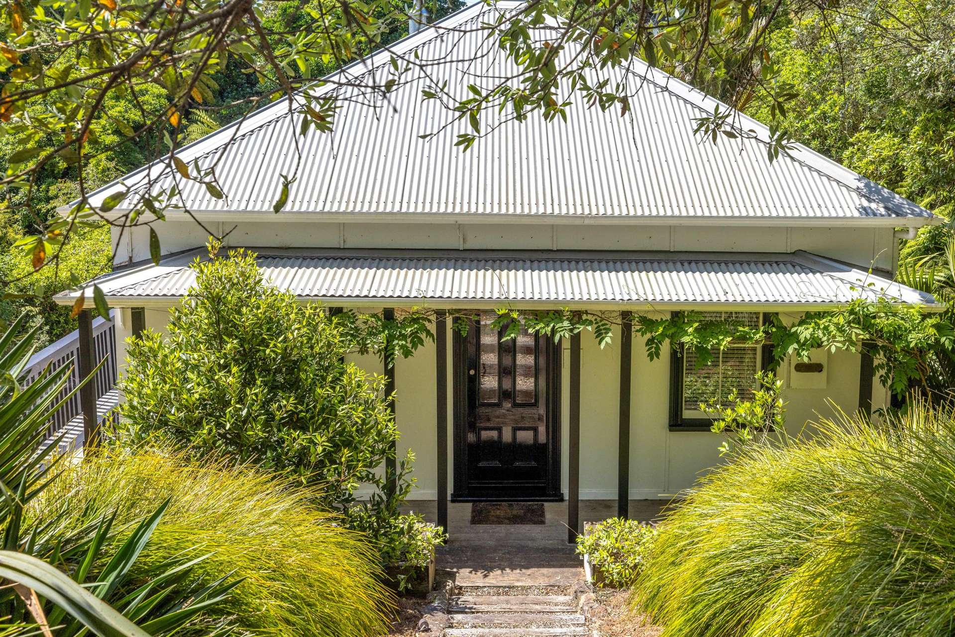 19 Trig Hill Road Onetangi_0
