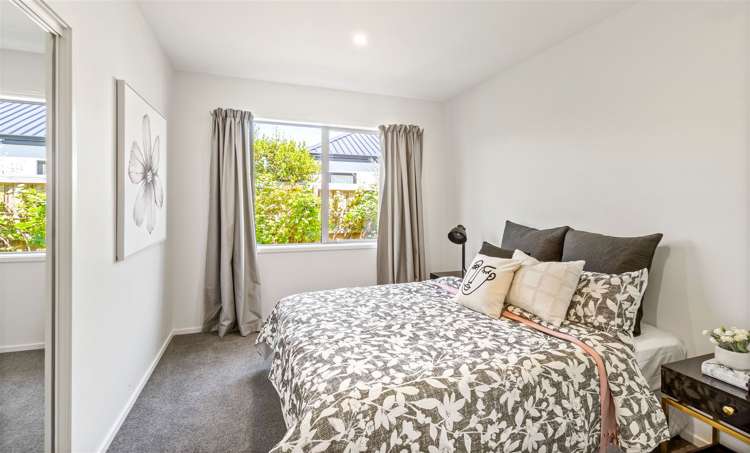 43 Sunline Avenue Lincoln_12