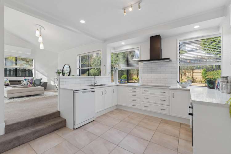 14 Meadowland Drive Somerville_5
