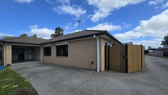 Family Home in Maungatapu -Three Bedrooms, One Bathroom and Single Garage