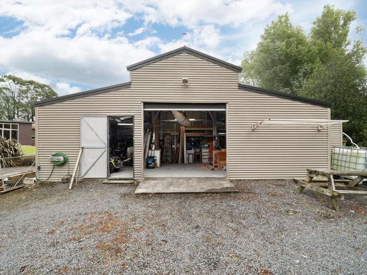 37 Settlement Hill Road Owaka_12