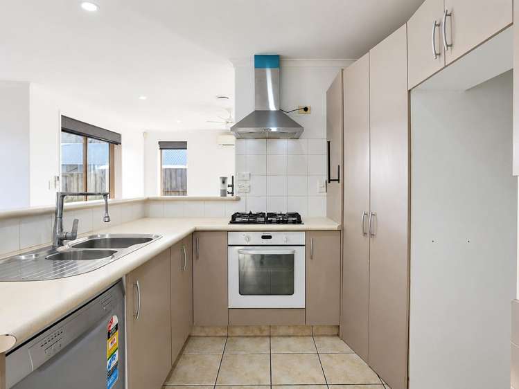 25 Salisbury Place Hamilton East_8