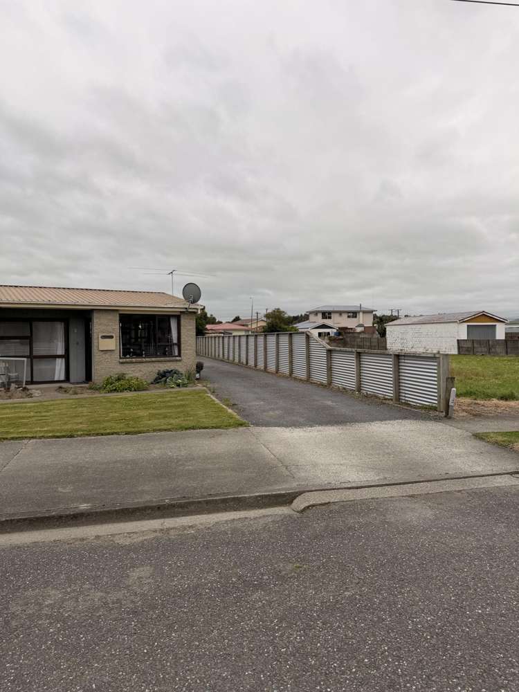 1-12/71 Main Street Mataura_7