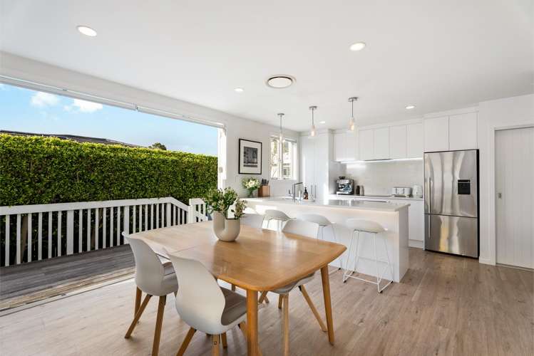 43 Kiwi Road Point Chevalier_3