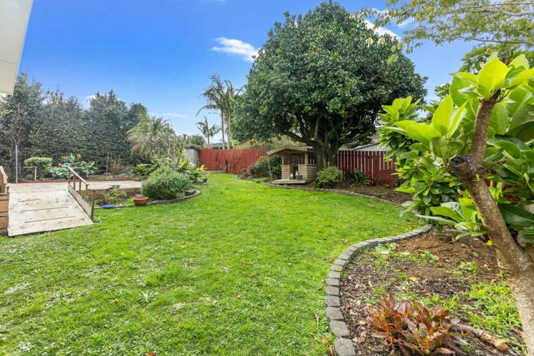 2 Dell Way Bucklands Beach_9