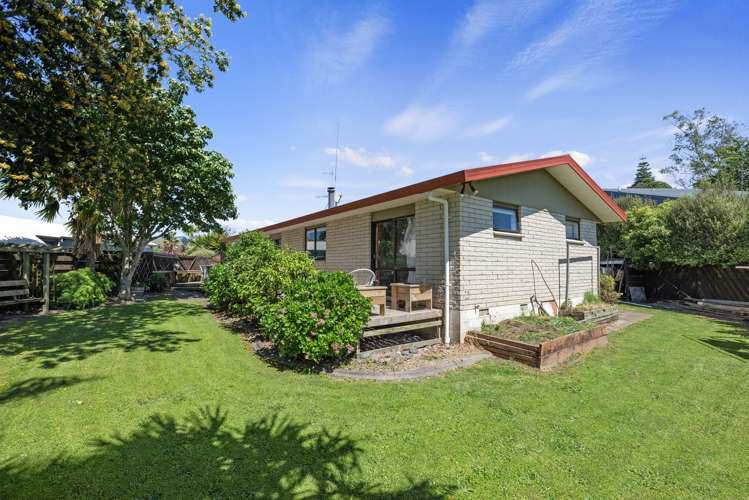 21 James Cook Drive Welcome Bay_2