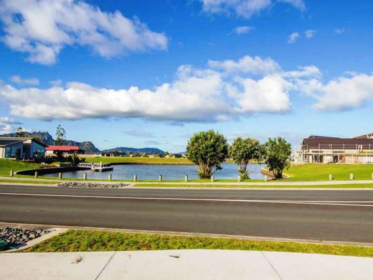 6 Waitemata Drive One Tree Point_4