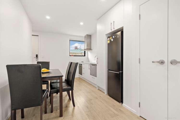 3/54 Barrack Road Mt Wellington_7
