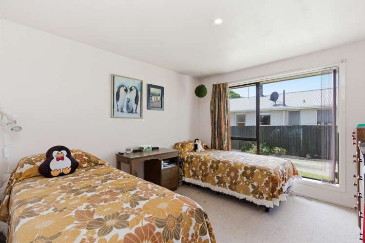 12 Cob Crescent Woolston_13