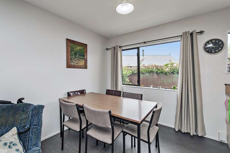 22 Seadown Crescent Amberley_12