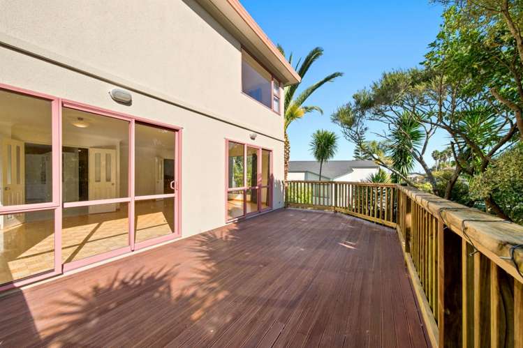2/72 Heathcote Road Castor Bay_14