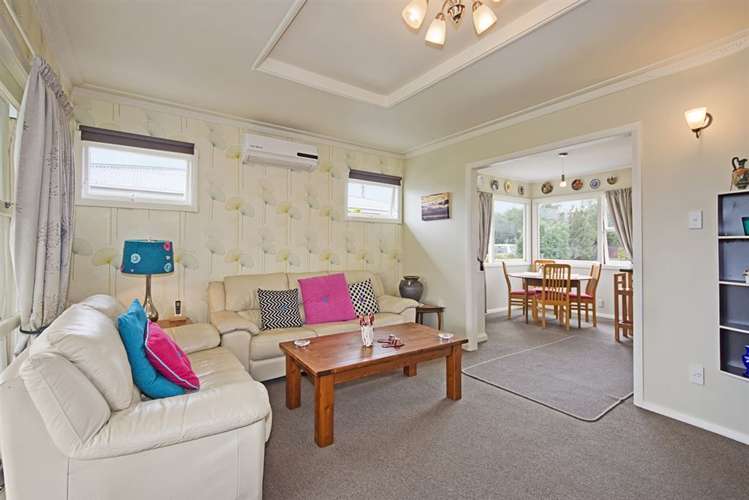 318 Seaview Road Stoke_6