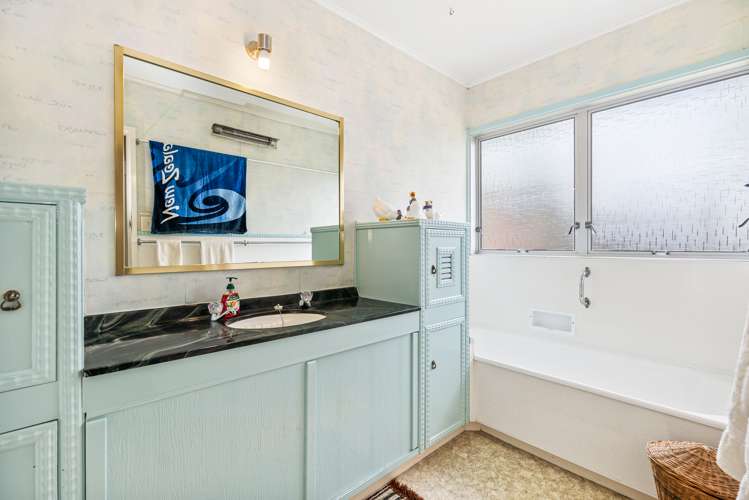 2 Beverley Crescent Maungatapere_12