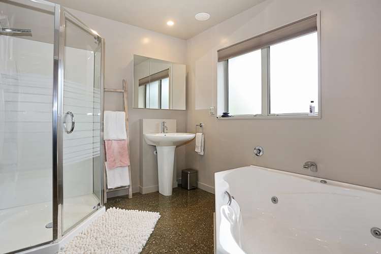 52b Gap Road West Winton_11