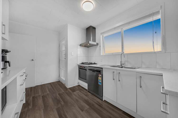 21 Ben Lora Place Mangere East_6