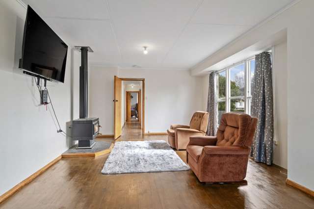 6 Paehoro Grove Turangi_3