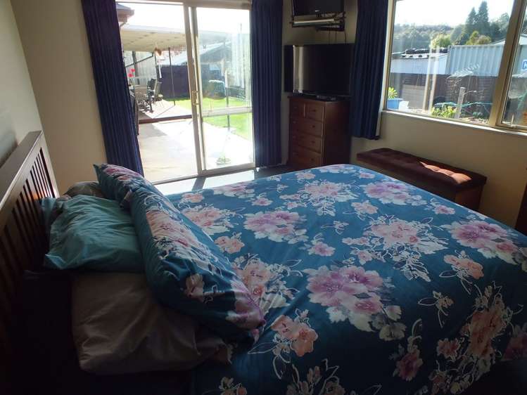 15 Main Street Reefton_16