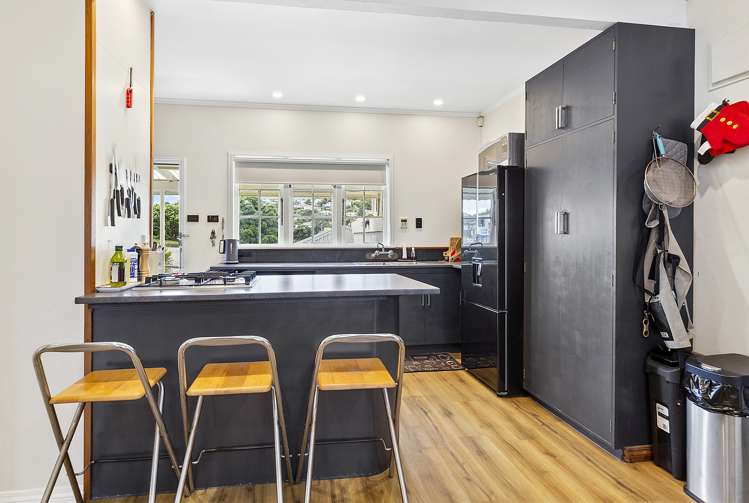 69 Main Road Titahi Bay_5