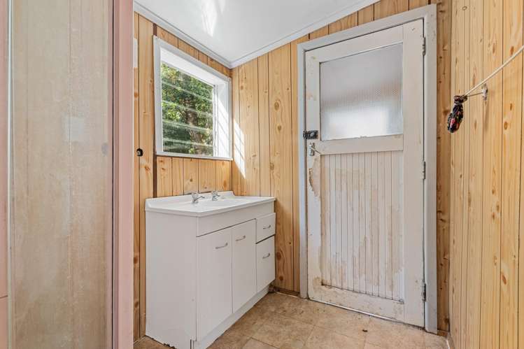 37 Sea View Road Ostend_14