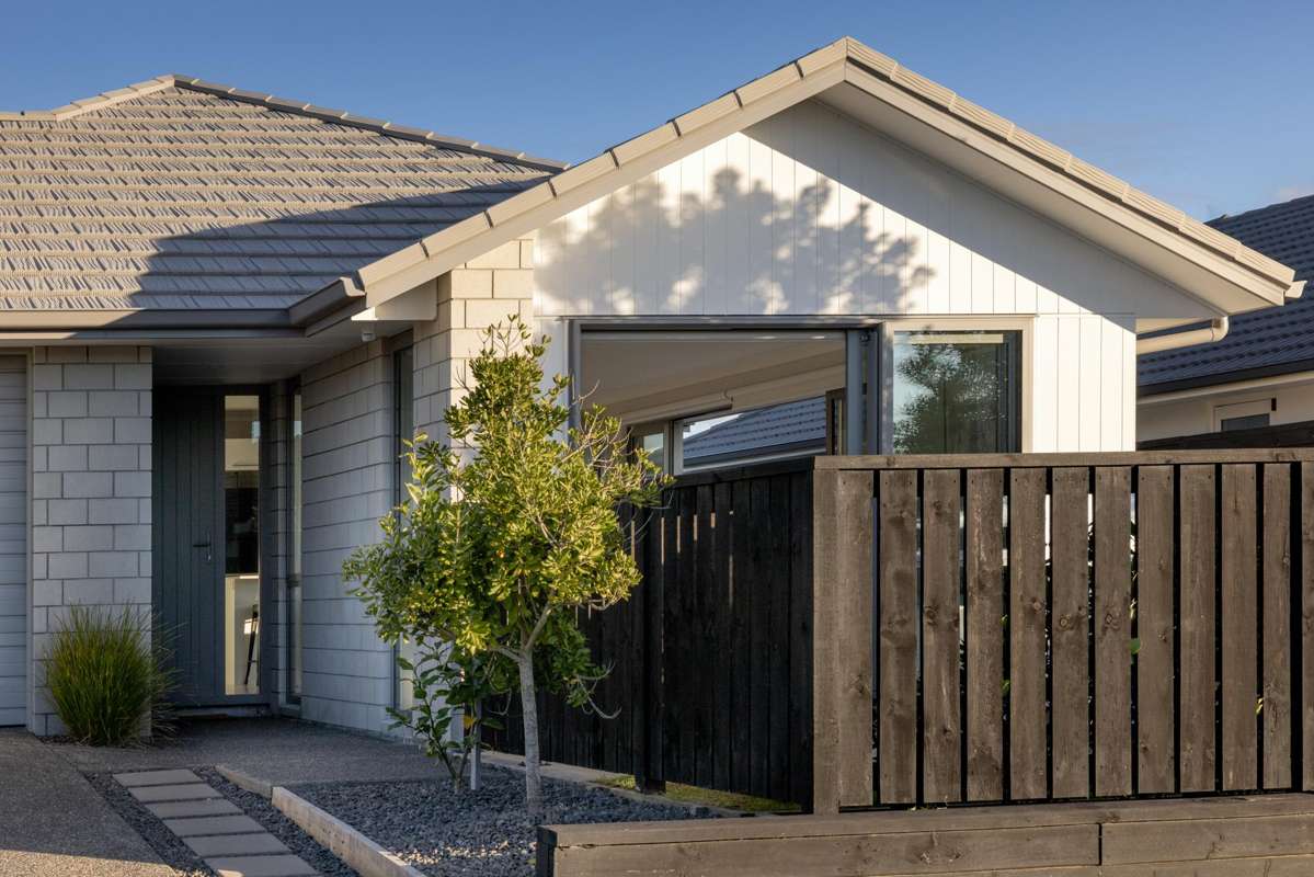 43 Kaiora Drive_1