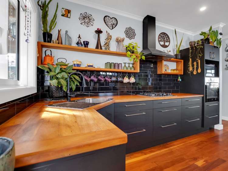 10 Longfellow Street_0