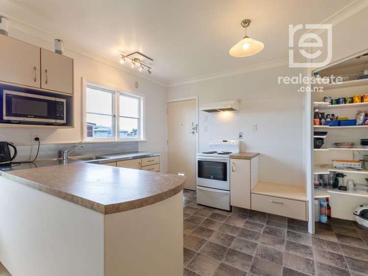 11 Aberdeen Avenue Takaro_2