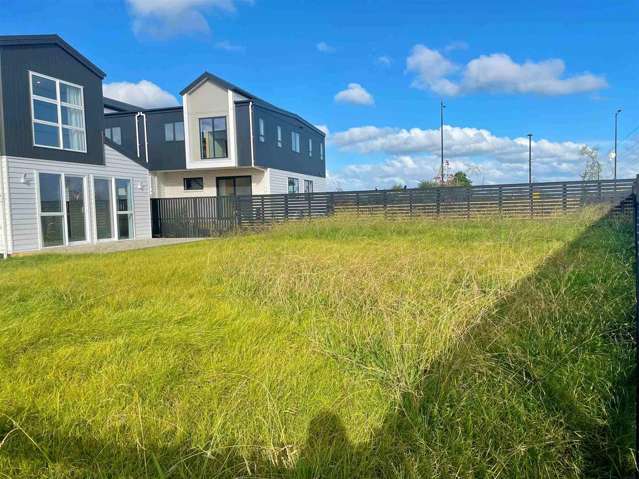 2 Longview Oak Lane Papakura_2