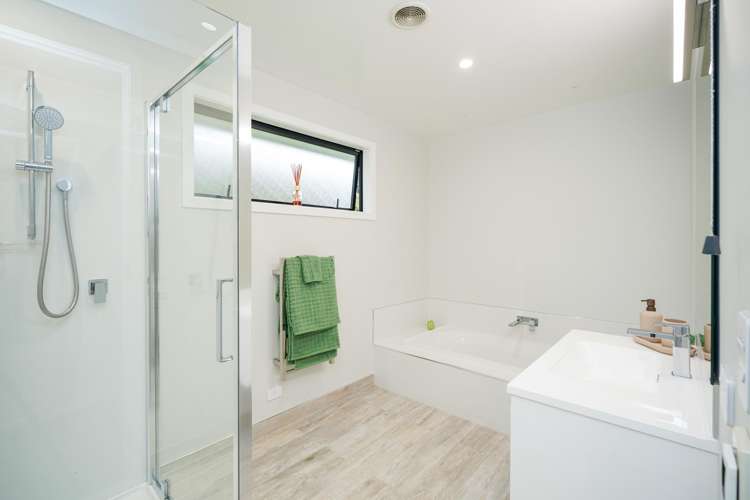 18 Ruru Avenue Otatara_18