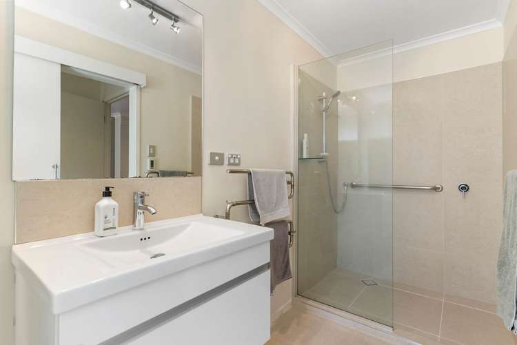 22 Taitua Drive Te Atatu South_21