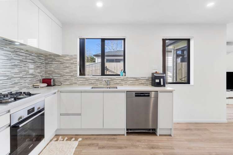 2/66 Wintere Road Papatoetoe_8