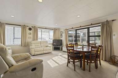 82 High Street_4