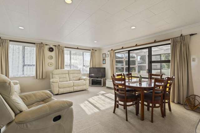 82 High Street Eltham_4