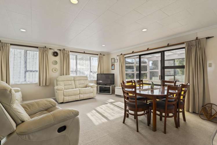82 High Street Eltham_4