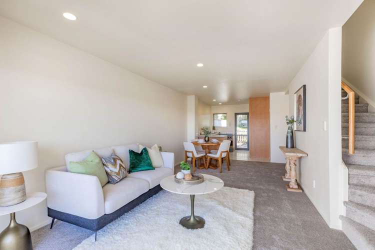 1/11 Pannill Place Oteha_2