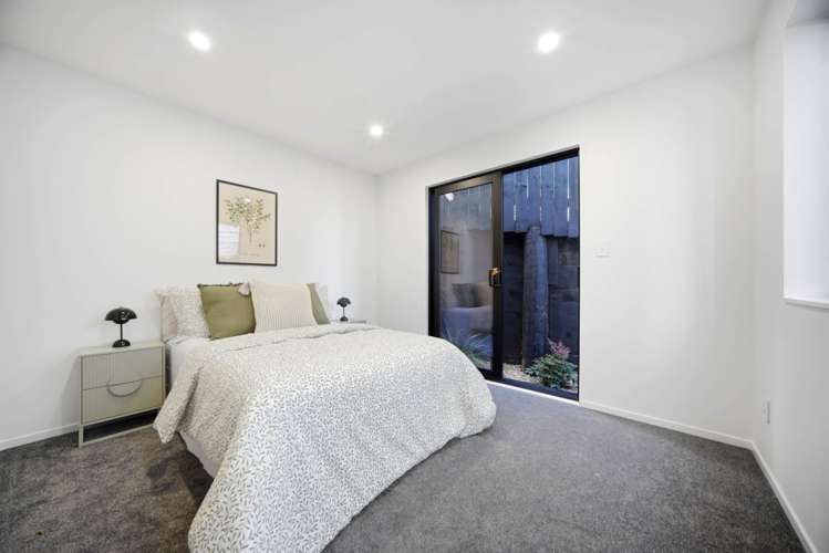 2/1 Montana Avenue Murrays Bay_15