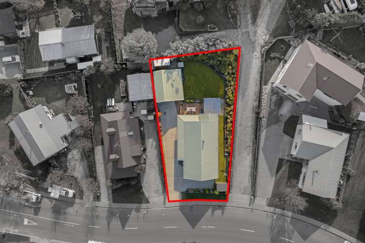 5 Mount Iron Drive Wanaka_20