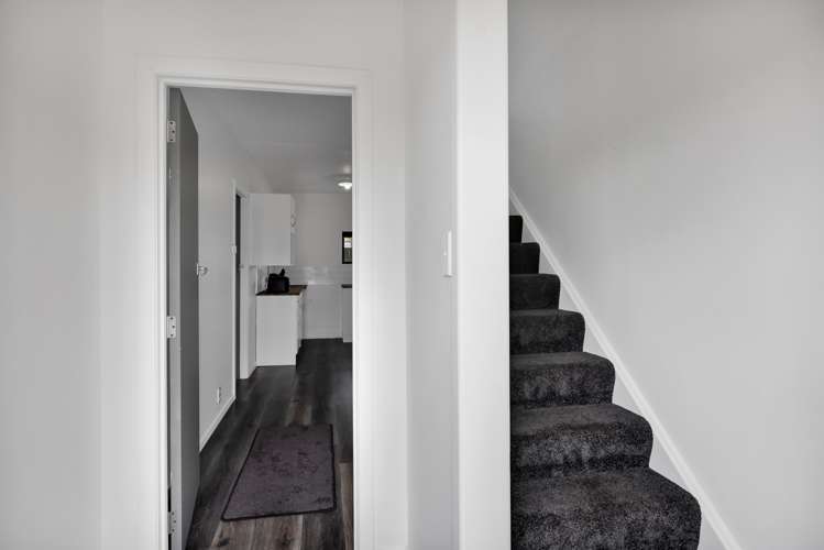 35 Collins Street Hawera_17