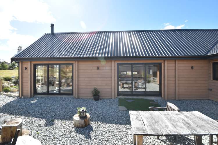 69 Ohau Drive Lake Ohau_15