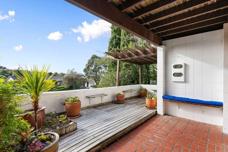 18 Surville Place Mairangi Bay_16