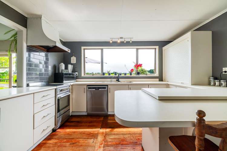 1032 Kimbolton Road Feilding_19