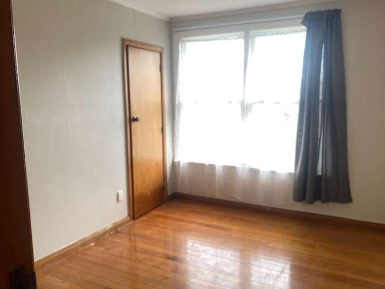 4 Te Wheoro Crescent Meremere_2