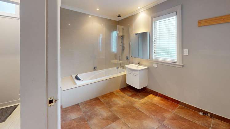 201 Fitzherbert Avenue 2147_4