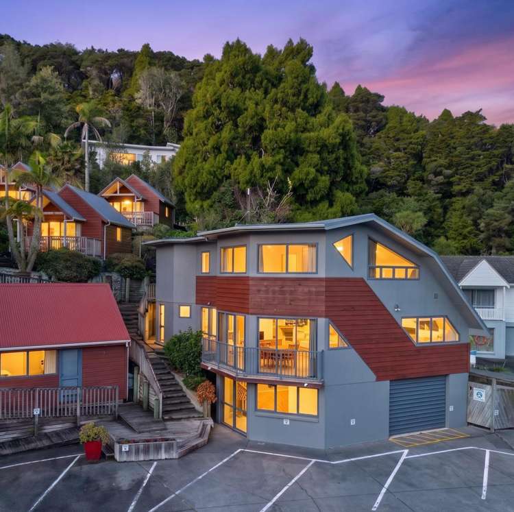Units 6,10 and 11 at 32-34a School Road Paihia_0