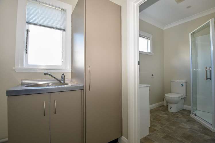 105 Broadway Carterton_14