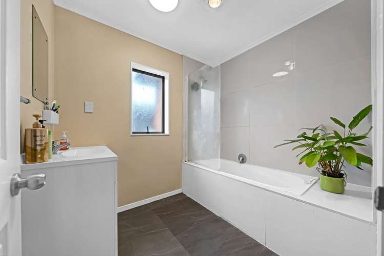 16a Shayla Place Mangere_9