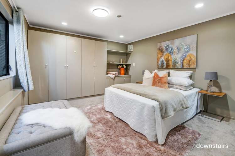 2/8 Antrim Grove Bayview_16