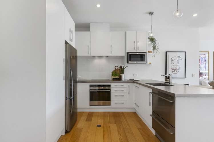 303/64 Surrey Crescent Grey Lynn_10