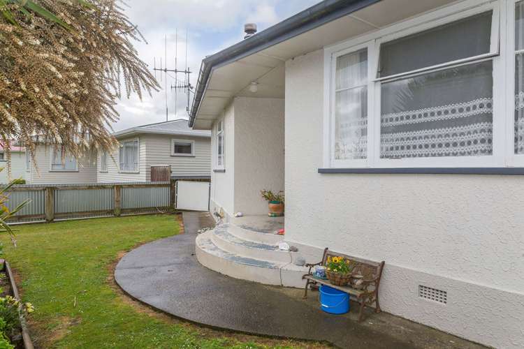 81 Barraud Street Dannevirke_12