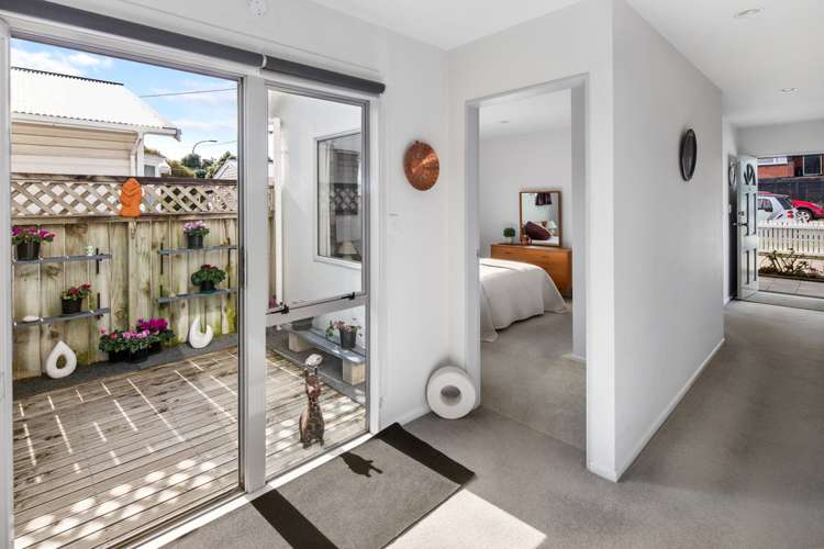 75 Ira Street Miramar_10