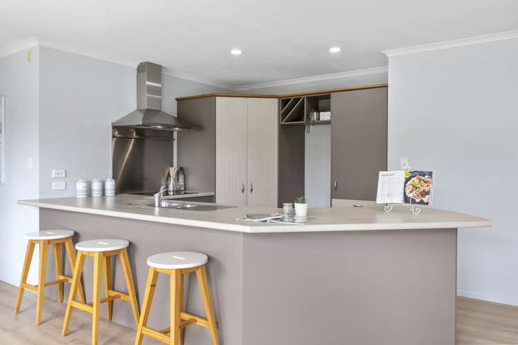 22 Santa Cruz Drive Papamoa_12